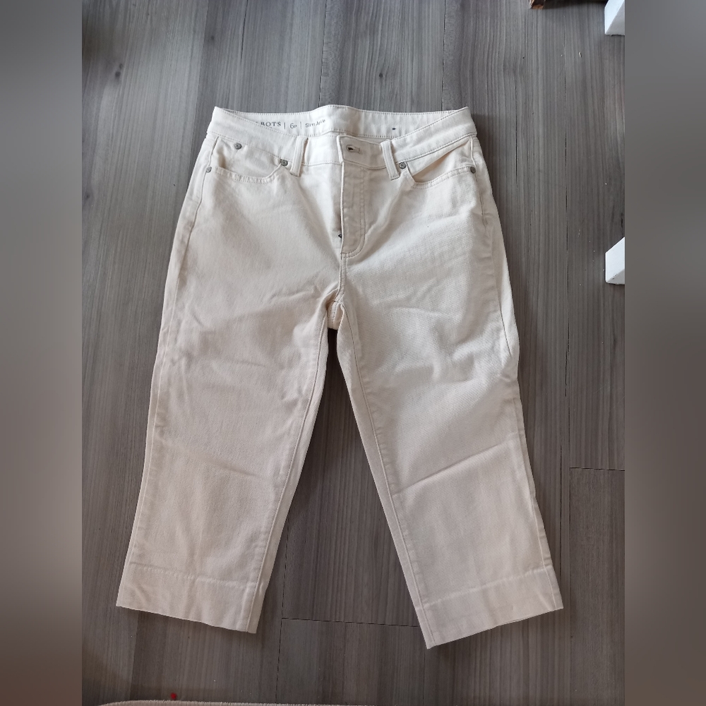 Ladies cropped jeans. Proceeds to charity